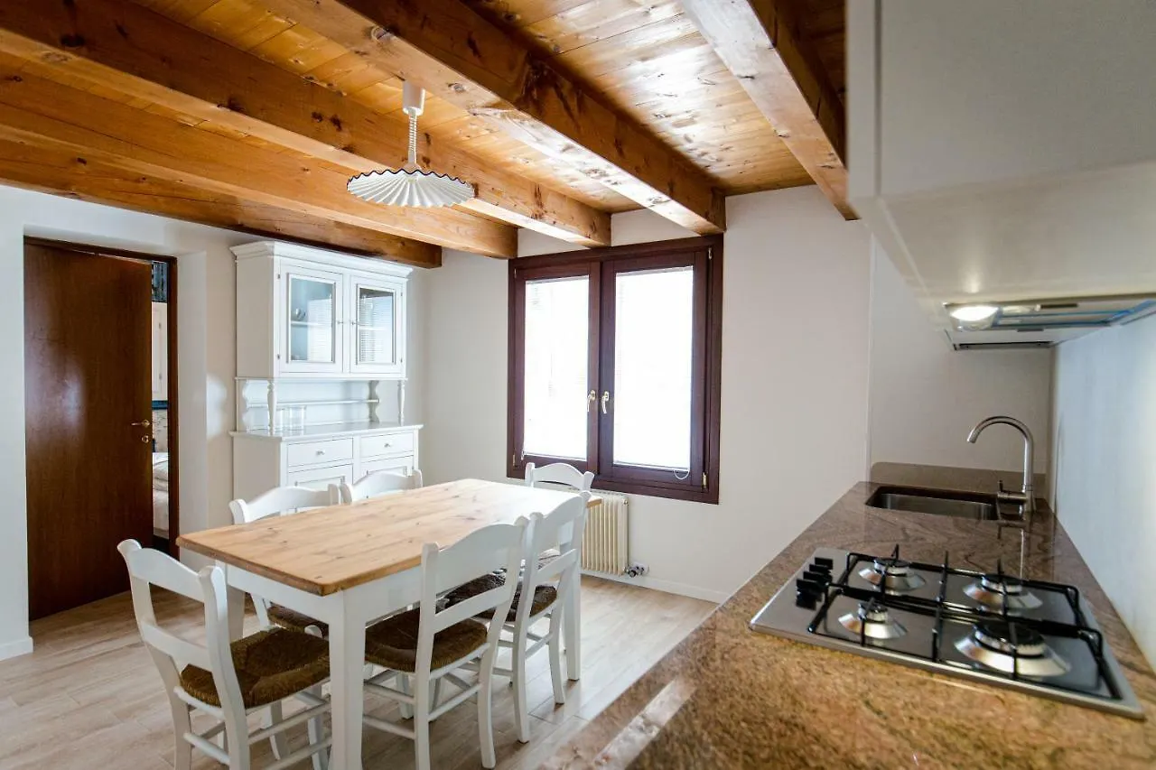 Alloggi G E G Borso del Grappa Apartment